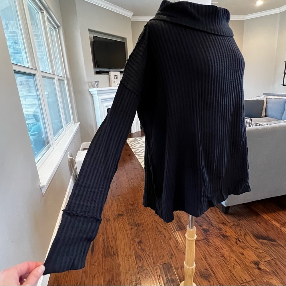 NWT Free People Juicy Sweater Medium or Large Black Cowl Neck Draped Tunic Top - Picture 8 of 15